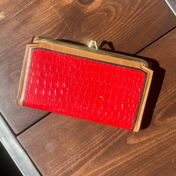 Vintage 80s Red Tan Reptile Embossed Womens Wallet Kisslock and Snap Closure - Picture 2 of 10